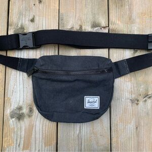 Herschel Supply Company Black Belt Bag Adjustable Durable